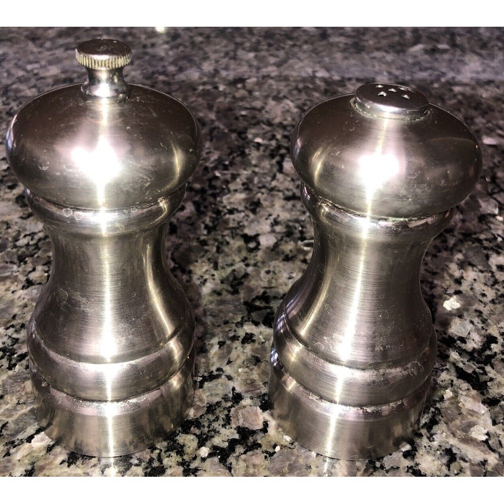 Vintage Olde Thomson Salt & Pepper Shakers‎ Carbon Steel/Plastic 4x2"